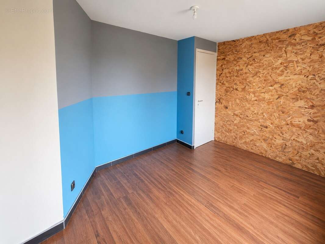Saint-hilaire-de-la-côte – maison de caractère rénovée – 94,46 m² – jardin – terrasse - photo 8