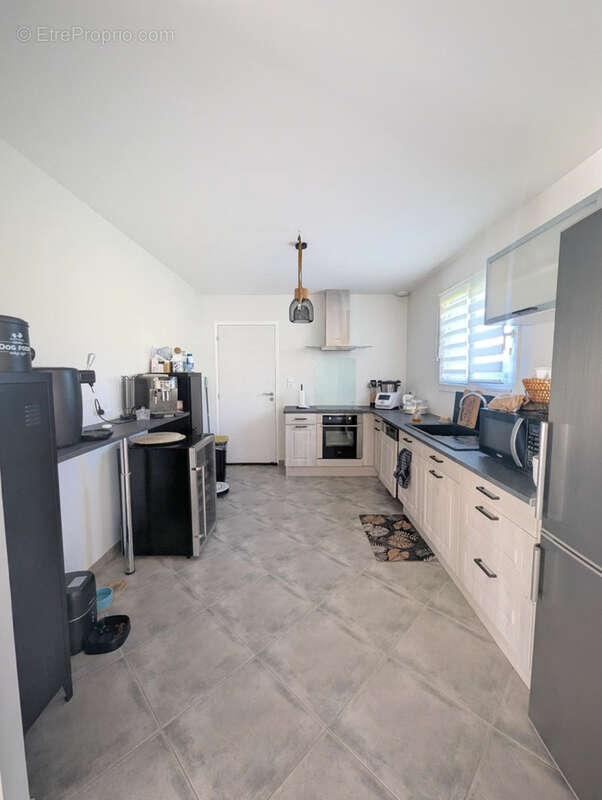 Maison à LUC-LA-PRIMAUBE