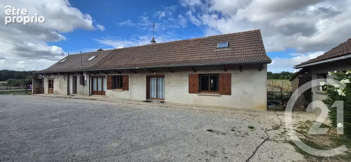 Maison 6 pièces 163 m² à vendre à La Frette (71440) - photo 1