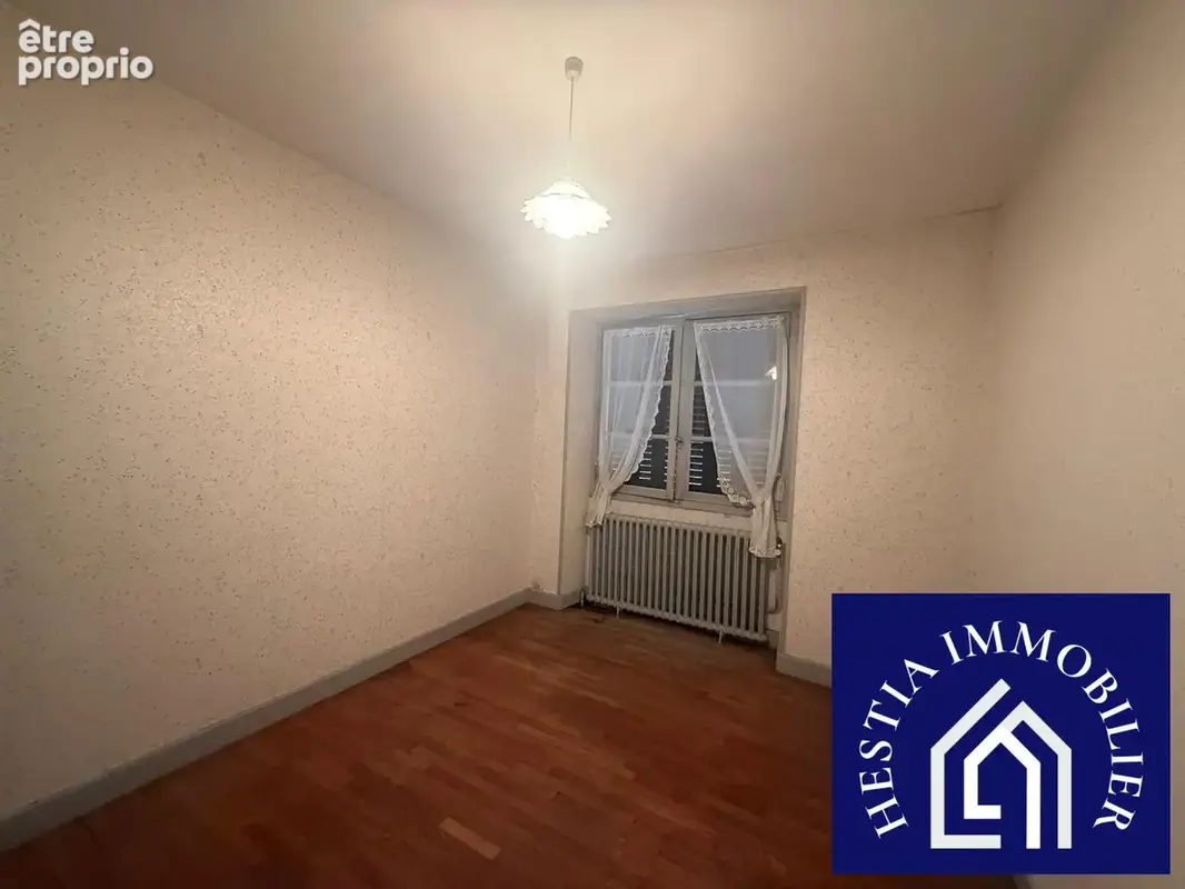 Maison 220 m² à Vannaire  - photo 8