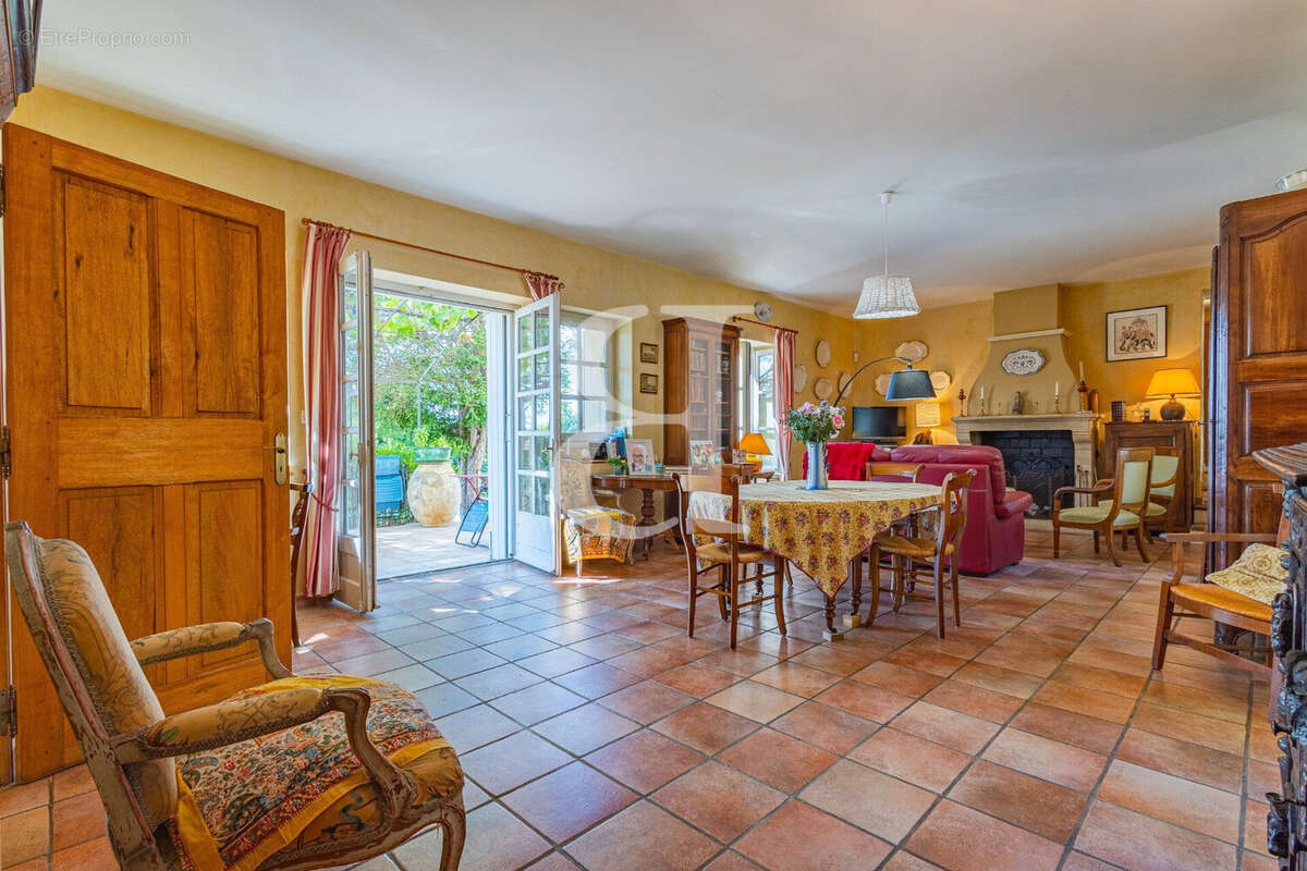 Maison à VISAN