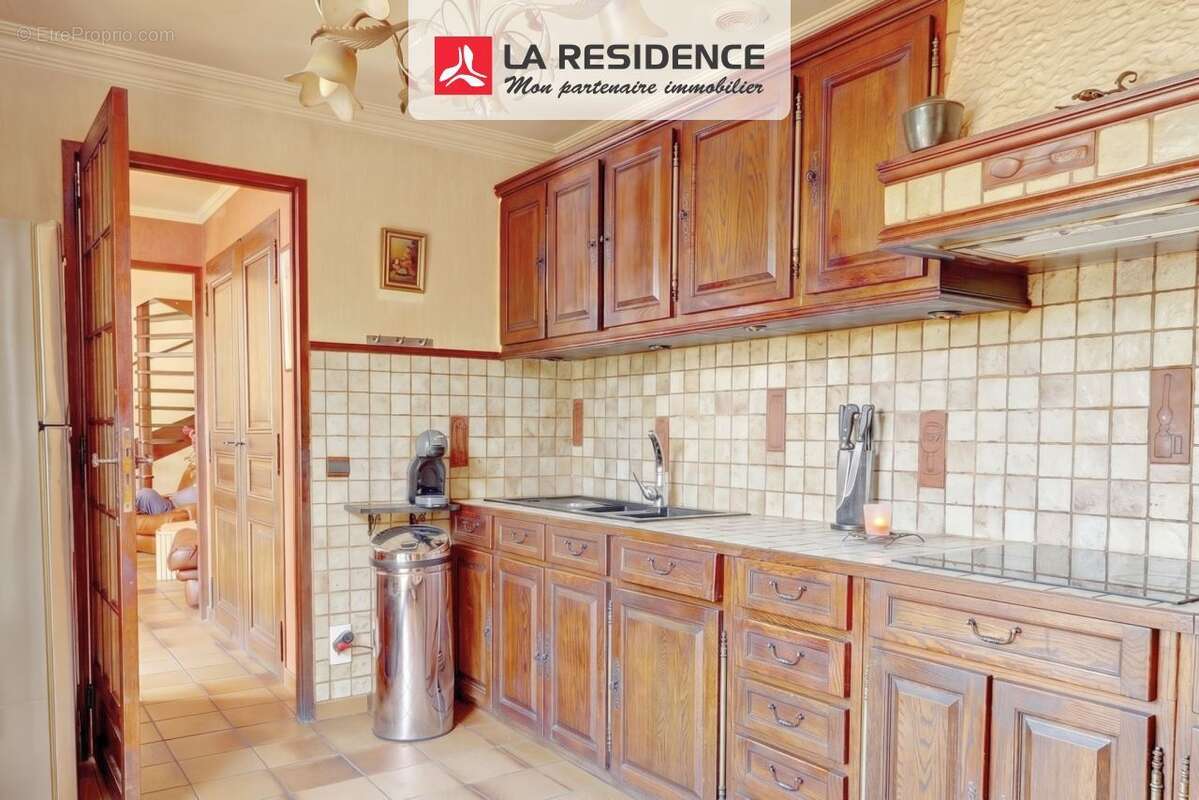 Maison 94 m² à Saint-Brice-Sous-Foret  - photo 4