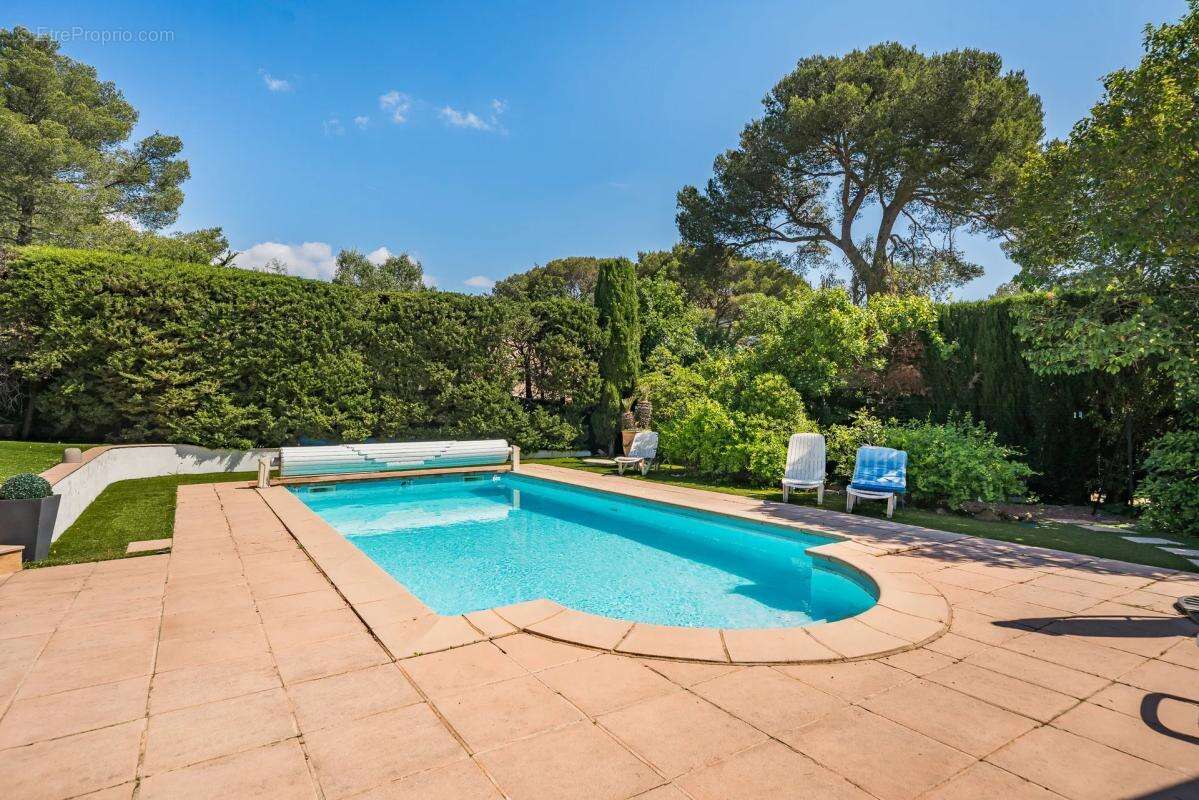 Maison à SAINT-RAPHAEL