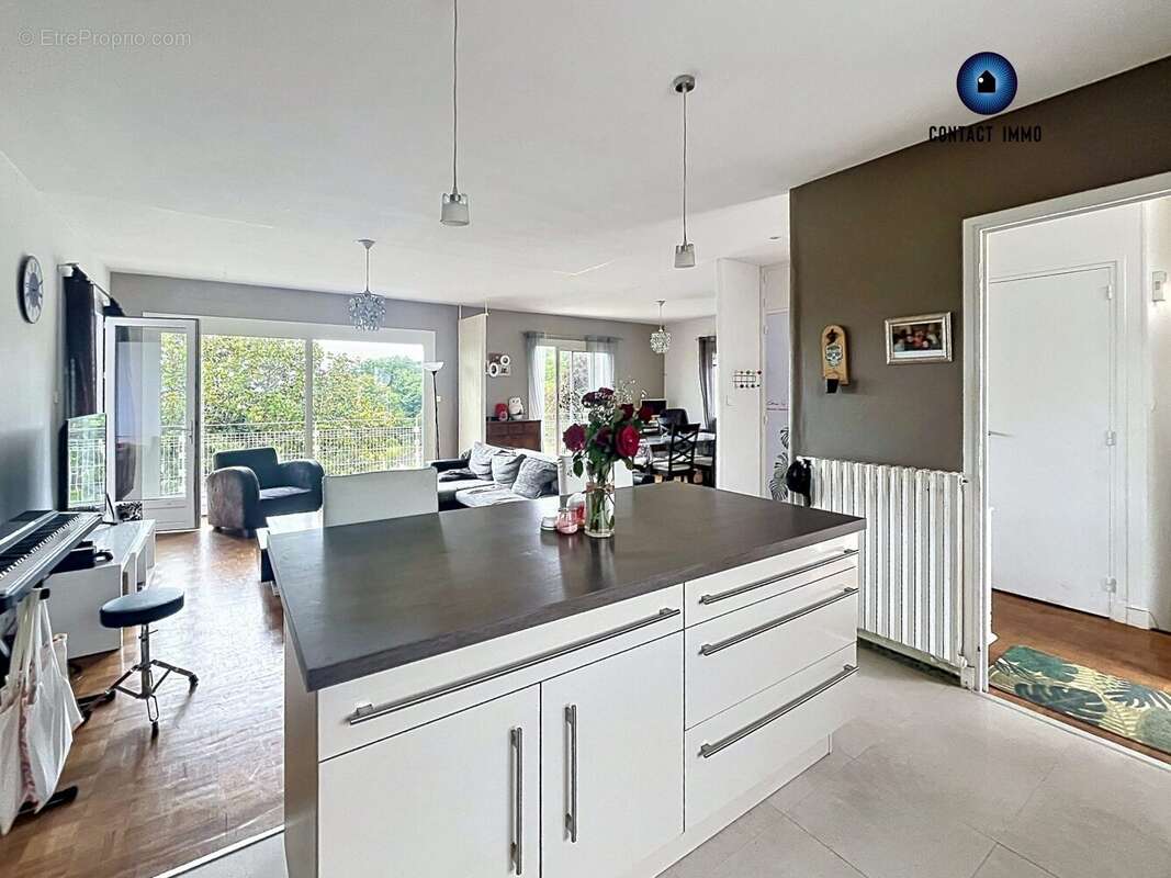 Maison 110 m² à Brive-La-Gaillarde  - photo 3