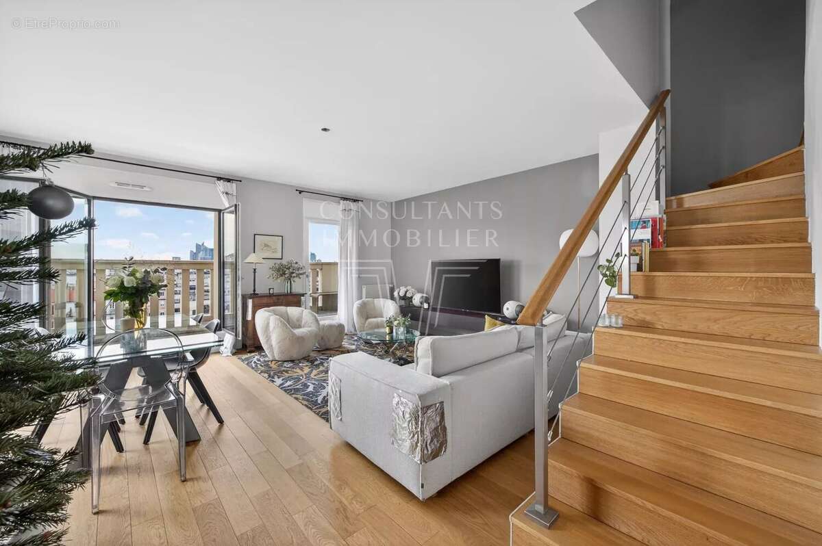 Appartement à LEVALLOIS-PERRET