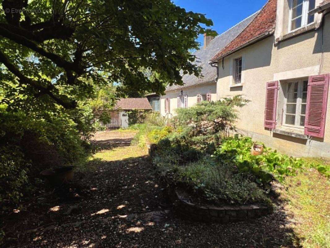 Maison St Sulpice D Excideuil 11 pièce(s) 190 m2 - photo 14