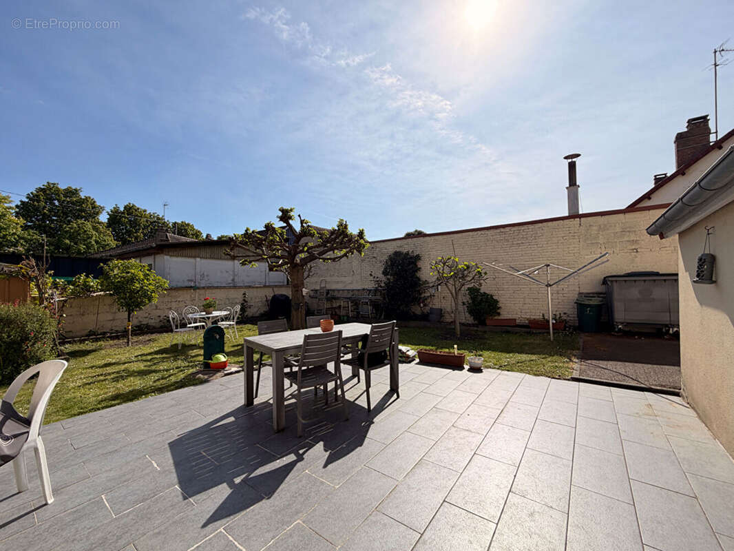 Maison à LE PETIT-QUEVILLY