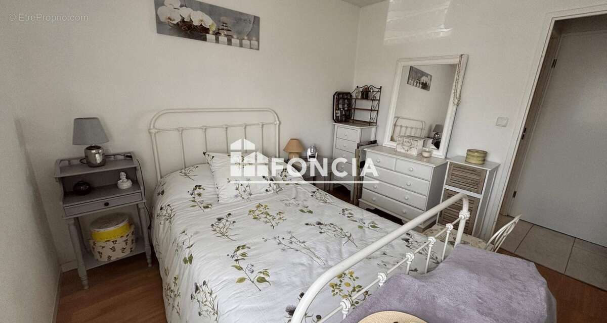 Appartement T2 - loué - résidence Jonzac - photo 6