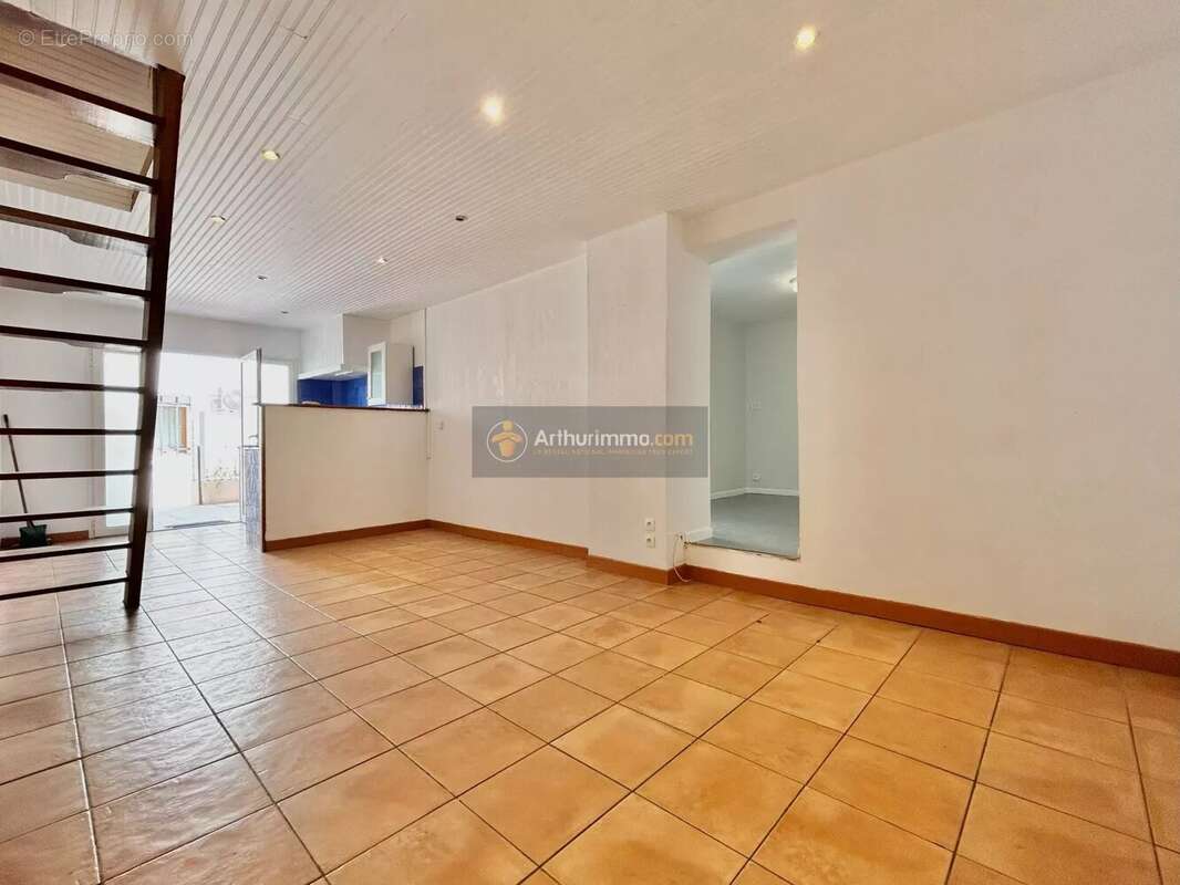 Appartement à LES ISSAMBRES