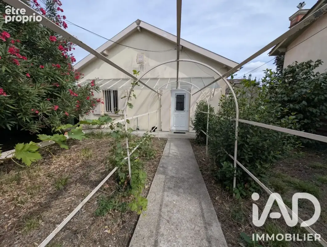 Photo 1 - Maison à CENON