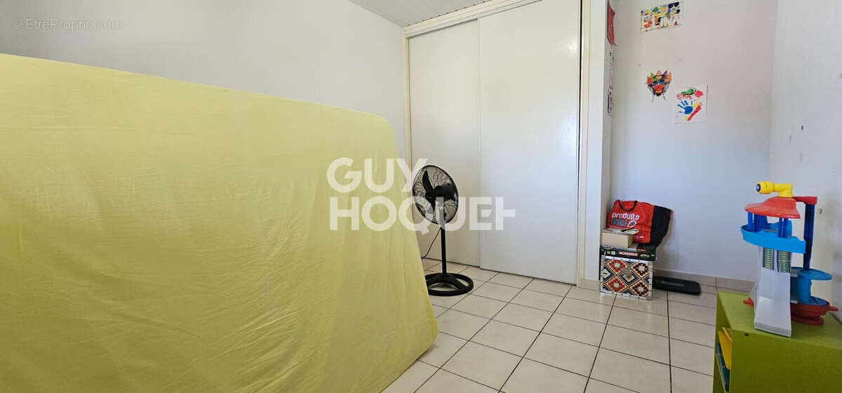 Appartement à REMIRE-MONTJOLY