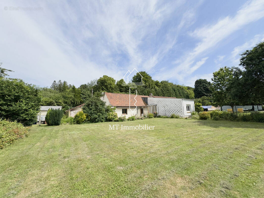 Maison à BEAURAINVILLE