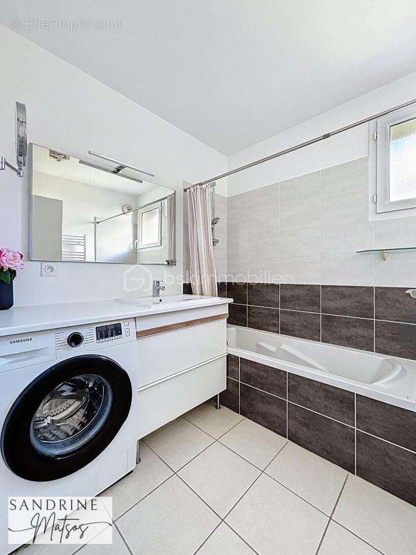 Appartement à SAINT-PRIEST