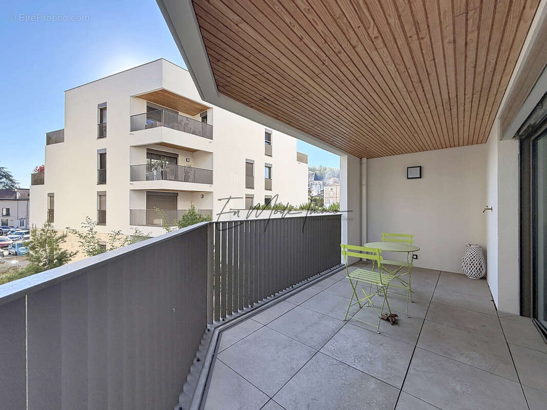 Appartement à BOURGOIN-JALLIEU