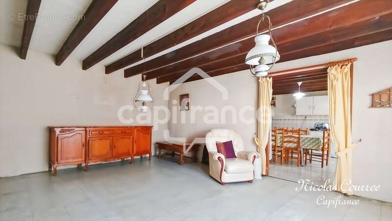 Maison à SAUZE-VAUSSAIS