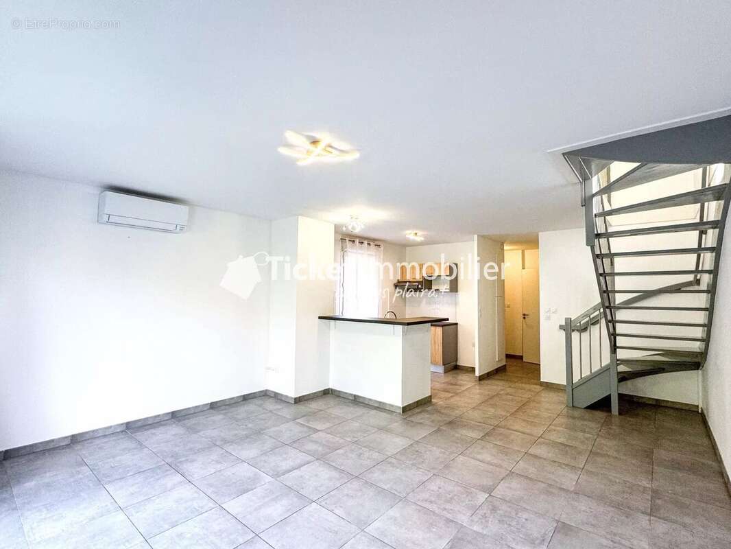 Maison à SAINT-ORENS-DE-GAMEVILLE