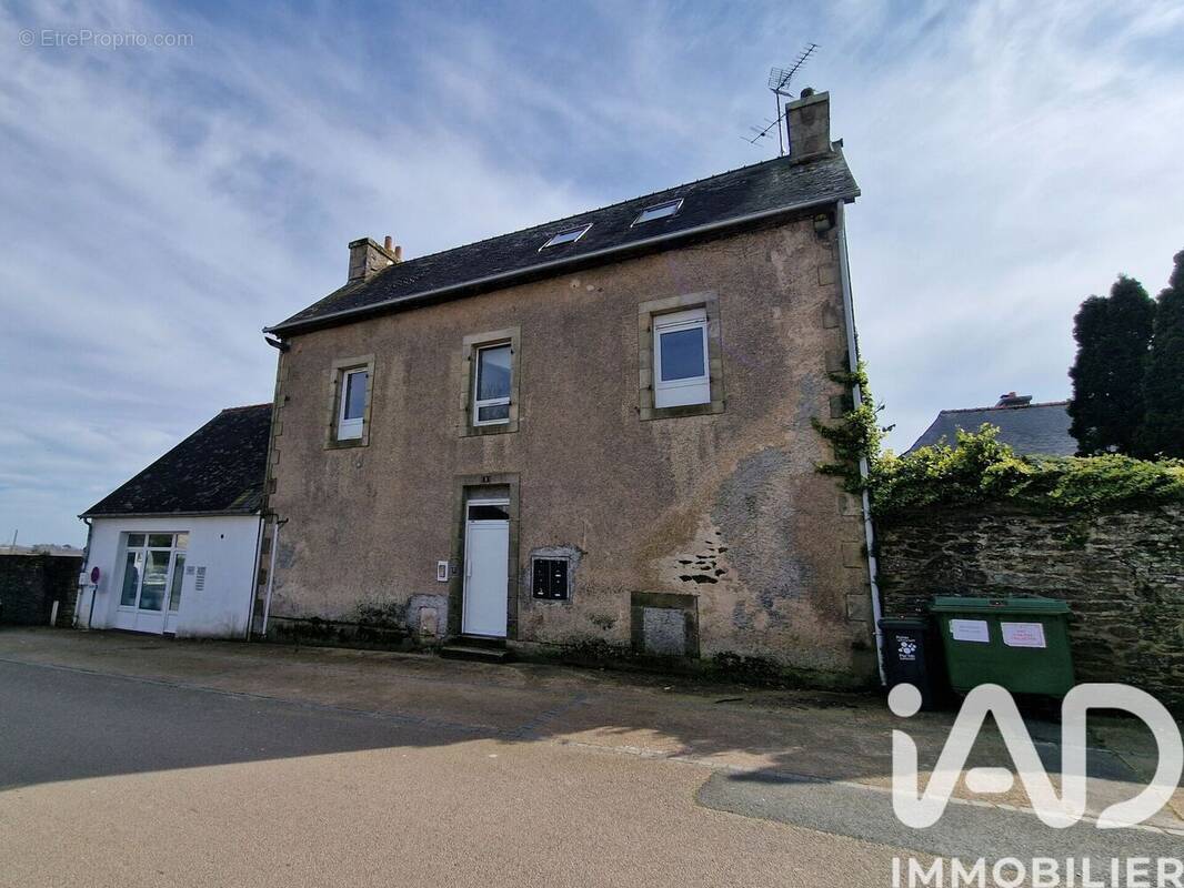 Photo 1 - Maison à CARHAIX-PLOUGUER