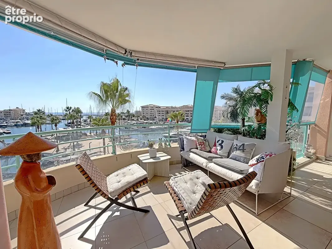 Photo Appartement à Frejus au prix de 495 000€