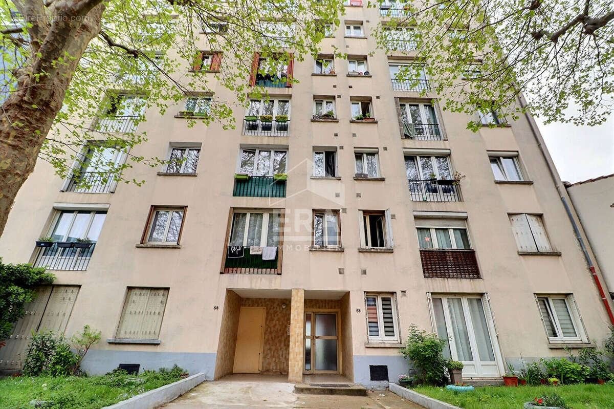 Appartement à AUBERVILLIERS