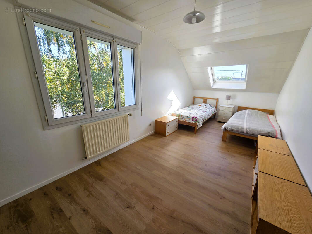 Maison à PARAY-VIEILLE-POSTE