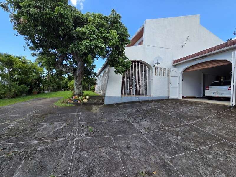 Maison à SAINT-DENIS
