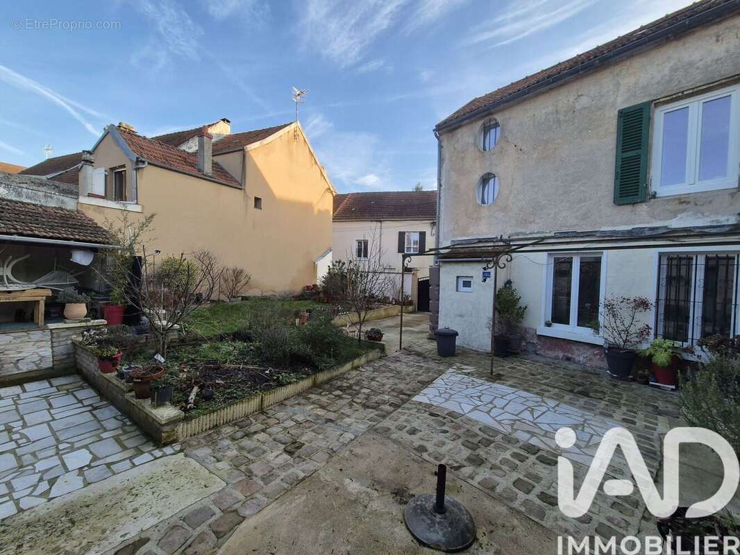 Photo 2 - Maison à LIZY-SUR-OURCQ