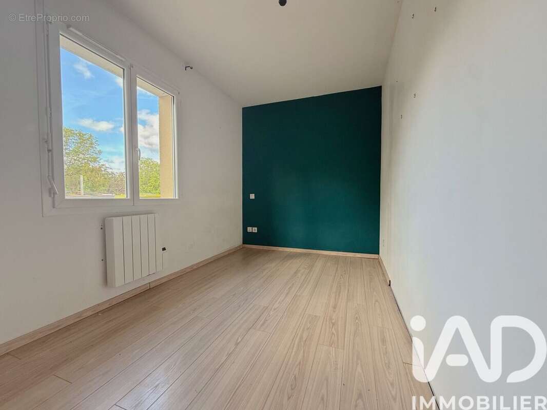 Maison 99 m² à Langoiran  - photo 2
