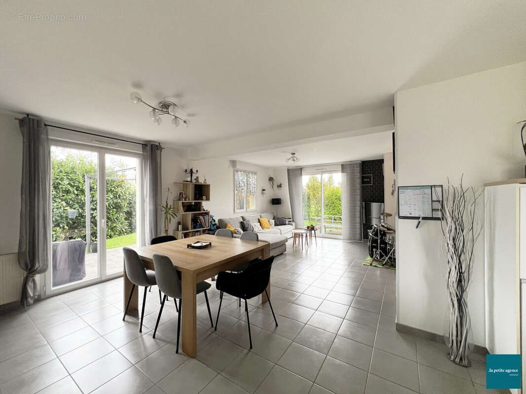 Maison à CONTEVILLE