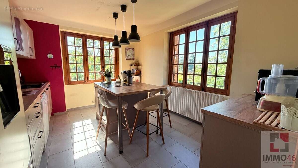 Maison 132 m² à Prayssac  - photo 3