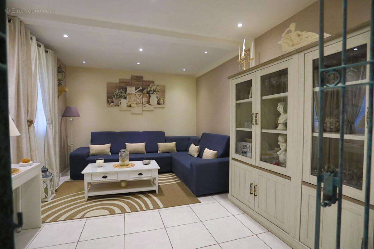 Maison à ROCHY-CONDE