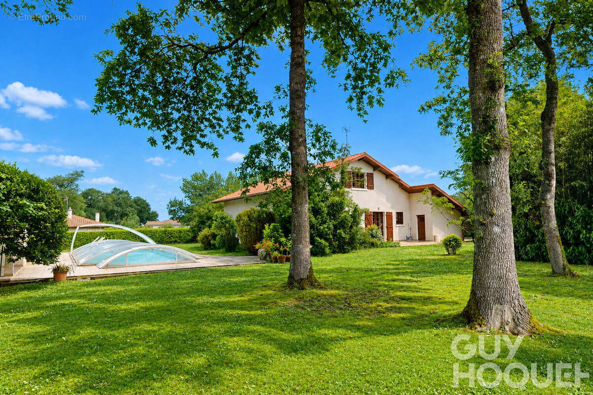 Maison à HAGETMAU