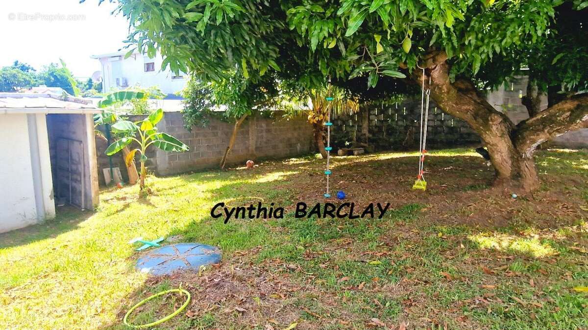 Maison à SCHOELCHER