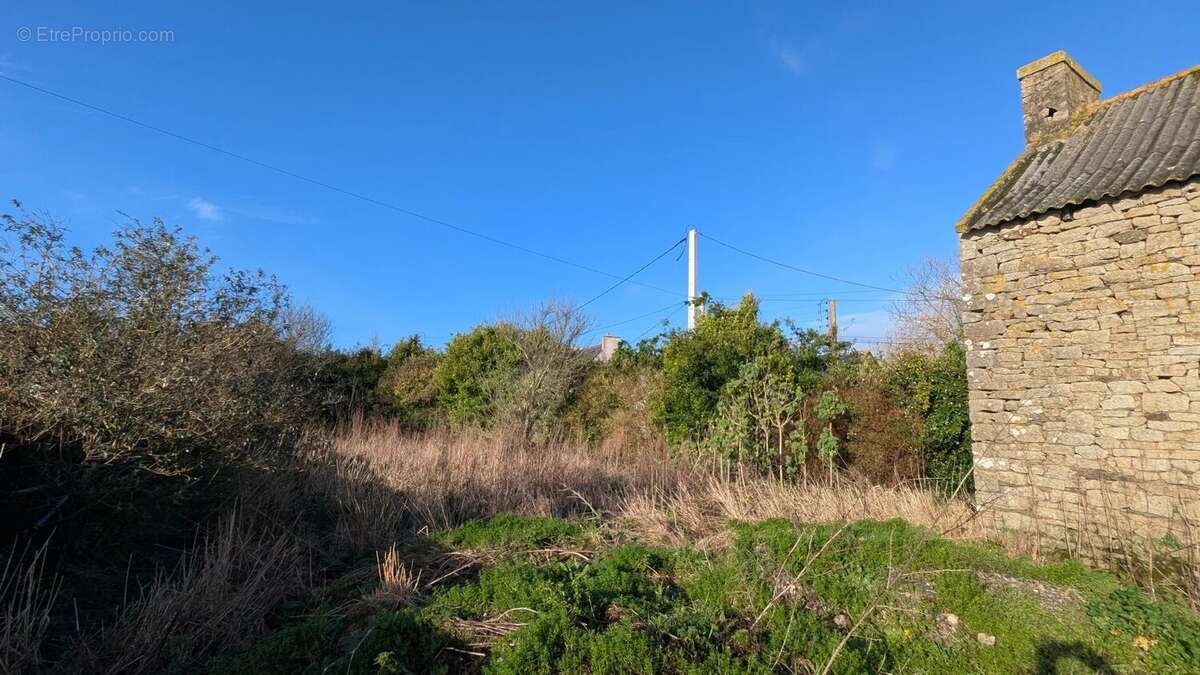 Maison à PLONEVEZ-PORZAY