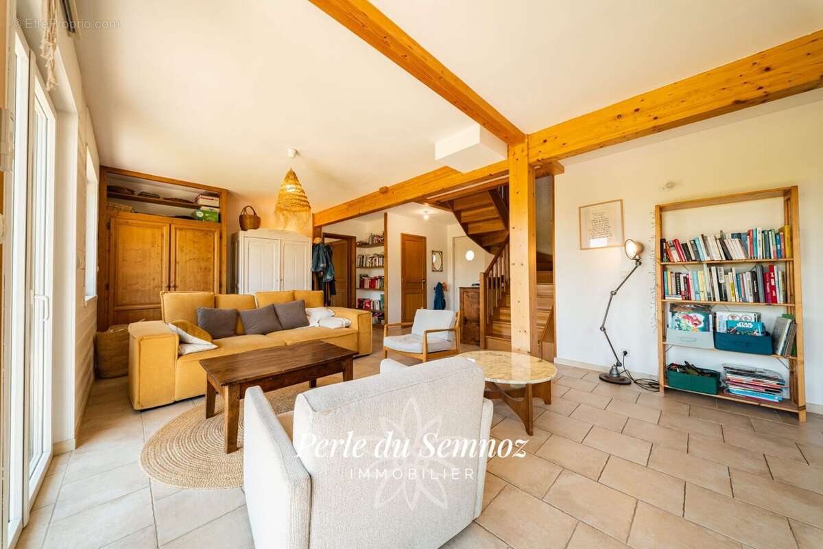 Maison à SEYNOD