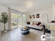 Appartement à LONS