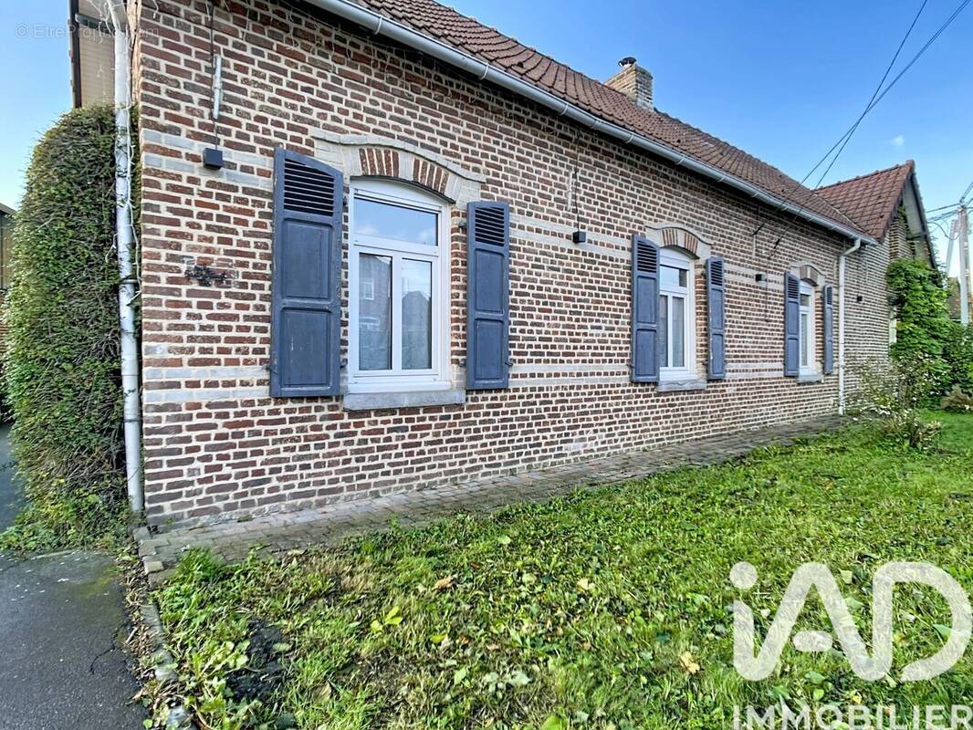 Photo 1 - Maison à LA COUTURE