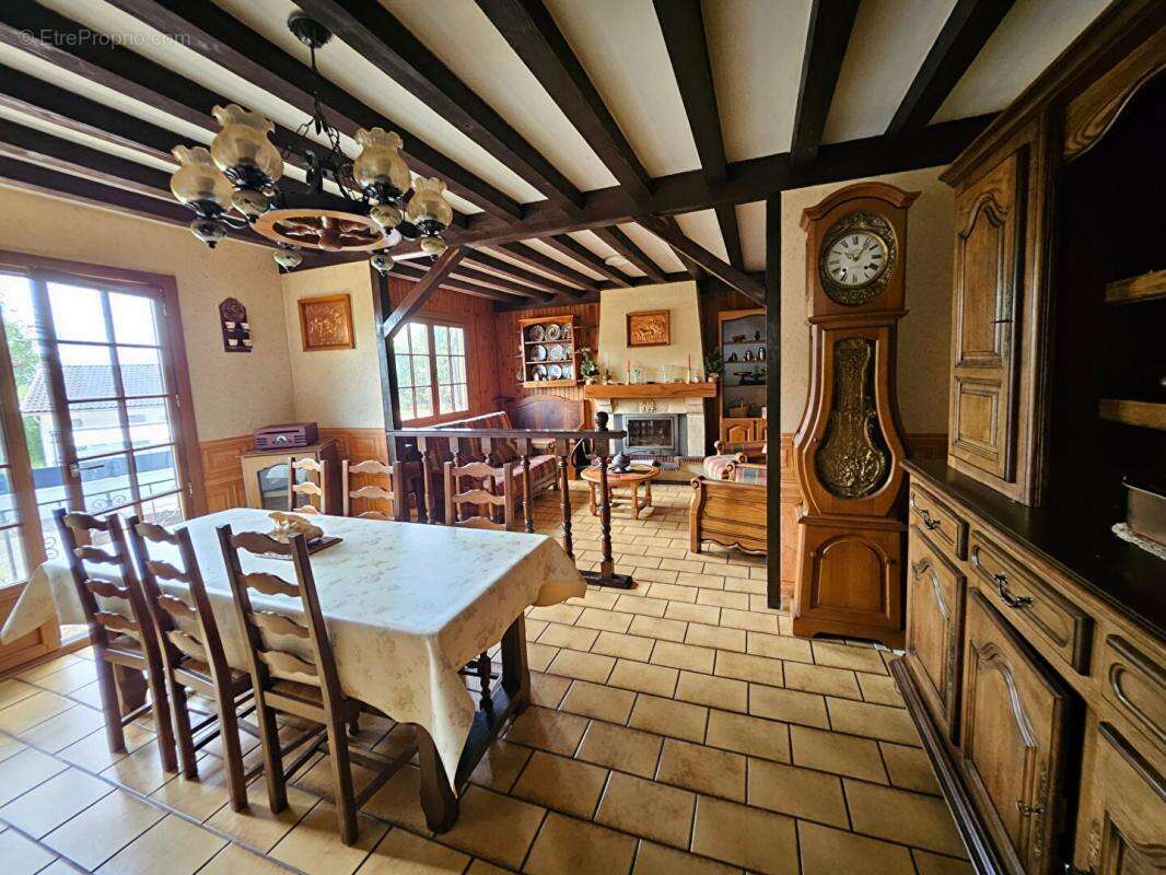 A DECOUVRIR, 219 00,  Belleneuve, Maison sur Sous-Sol Complet - photo 3