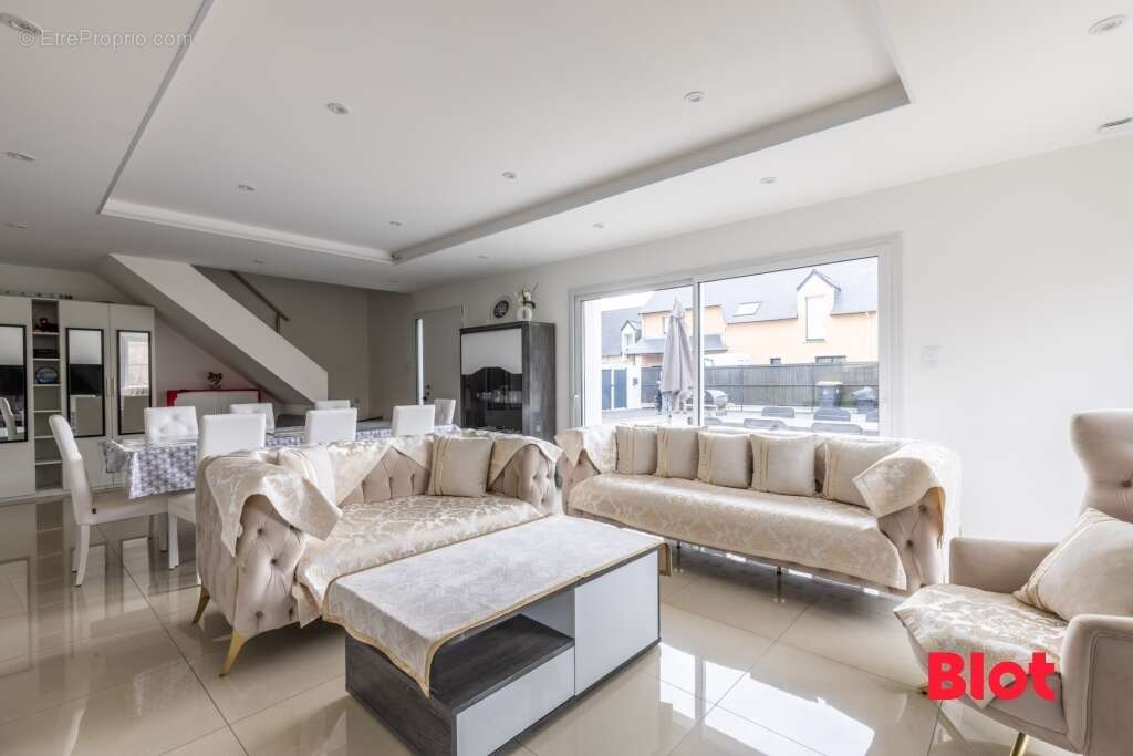 Maison à SAULNIERES