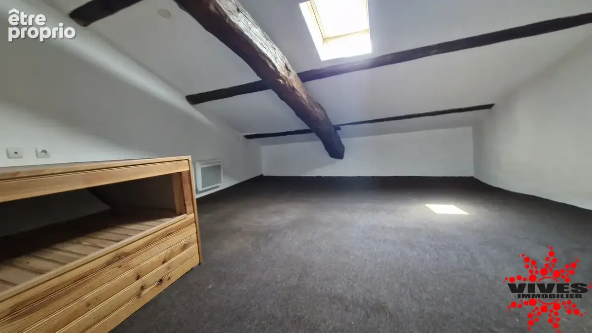 Immeuble de rapport avec 2 appartements et dépendances - photo 13