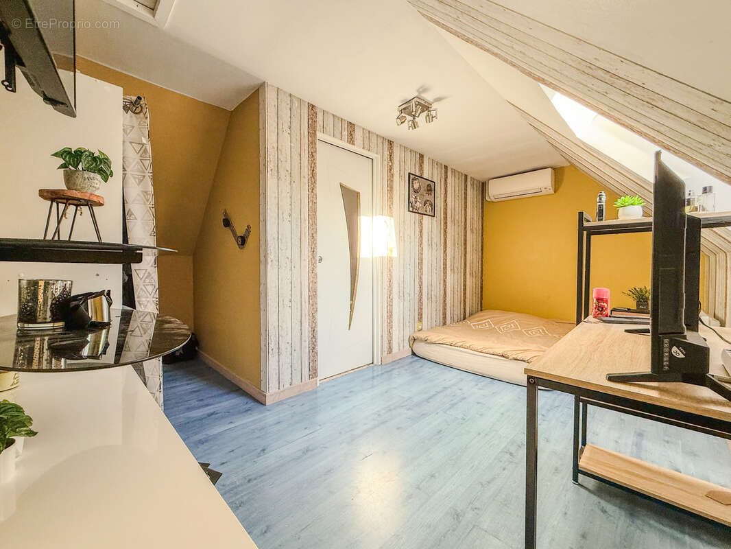 Maison à ROSIERES-EN-SANTERRE