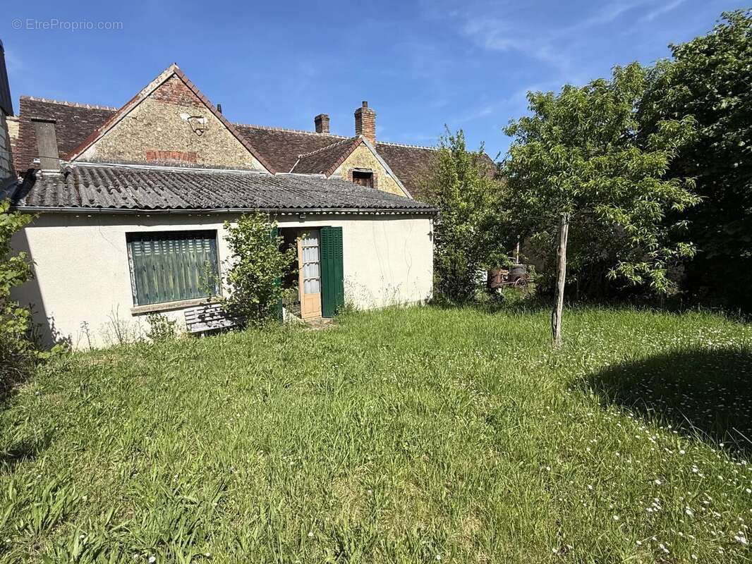 Maison à VILLIERS-LOUIS