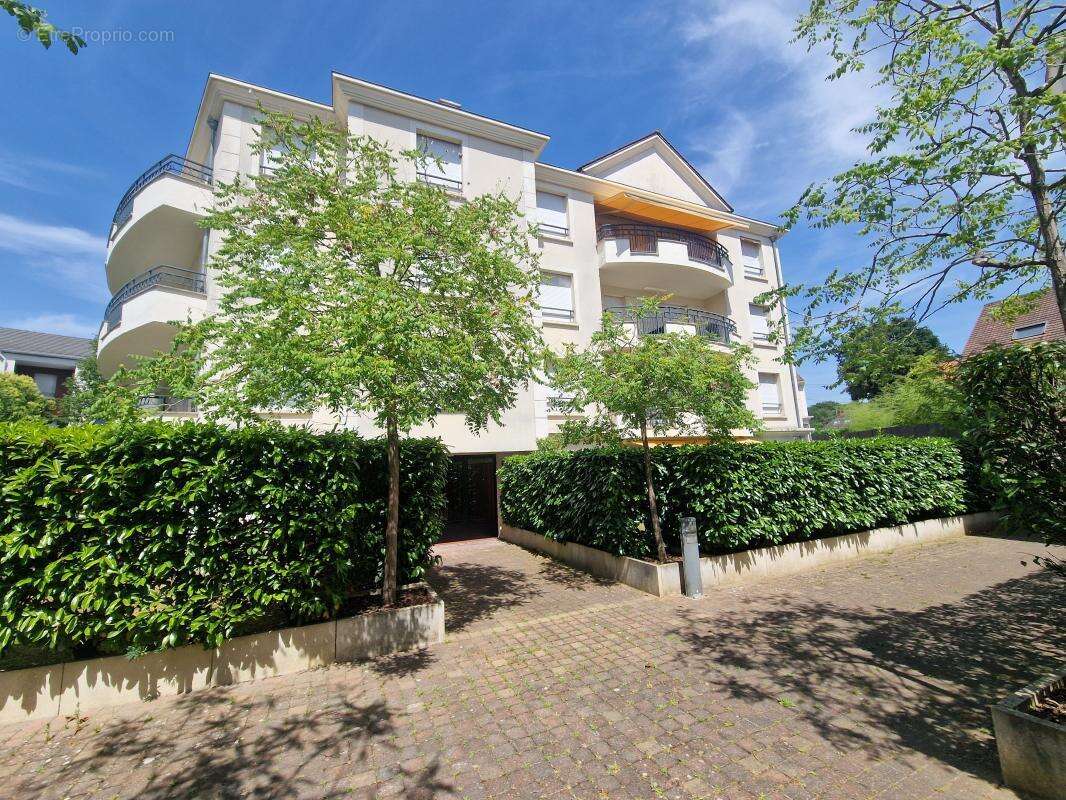 Appartement à VAIRES-SUR-MARNE