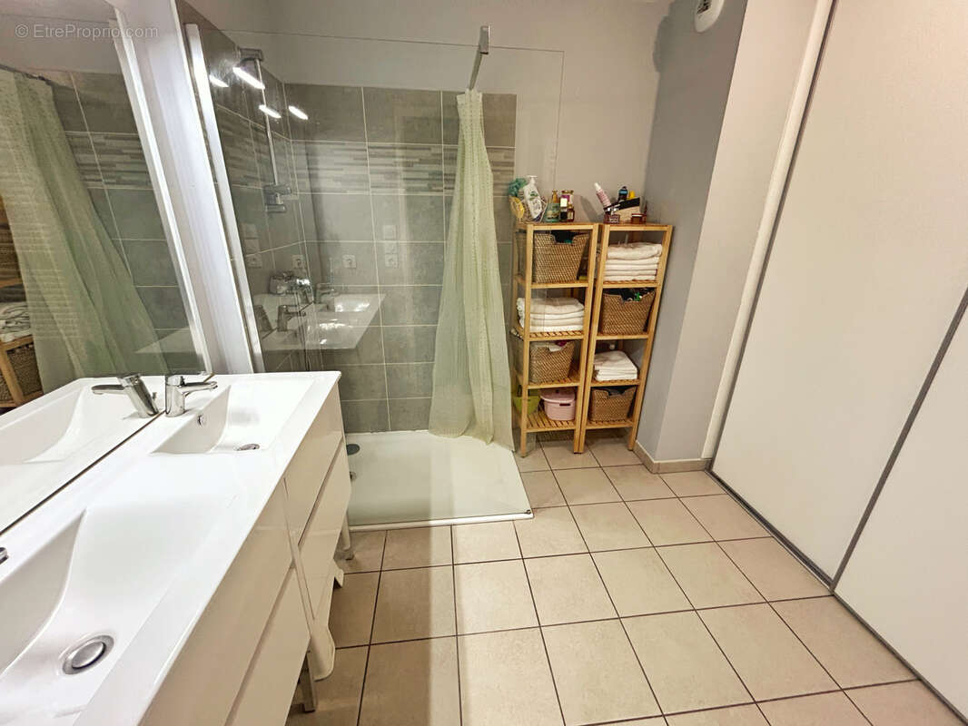 Appartement à GIVORS