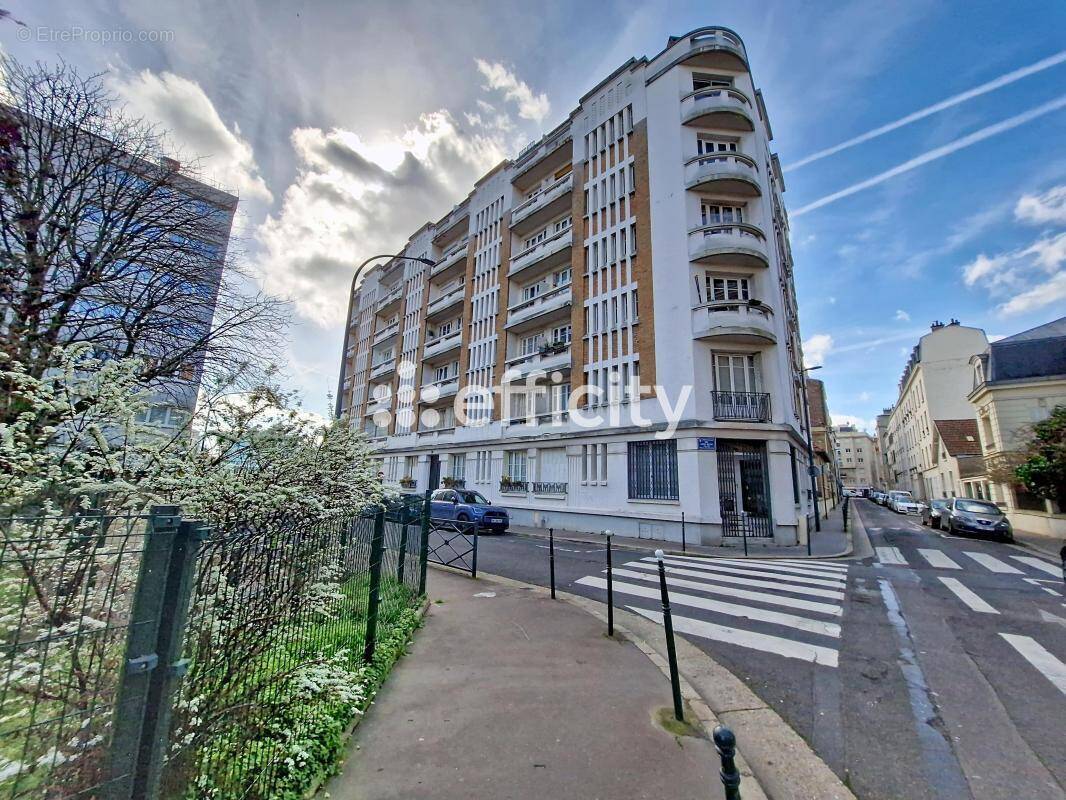 Appartement à ASNIERES-SUR-SEINE