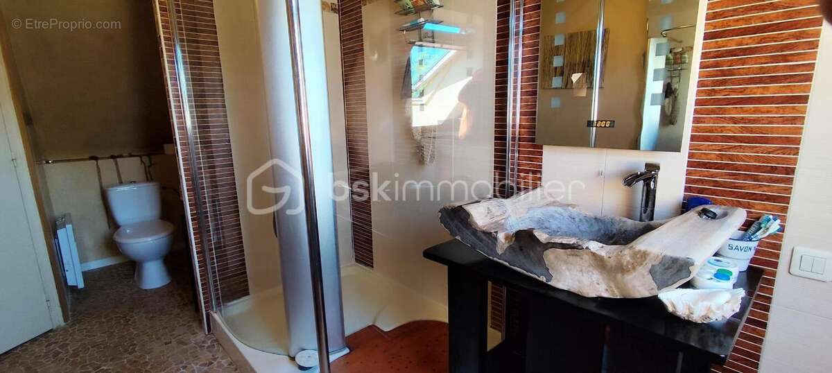 Maison à TORCE-VIVIERS-EN-CHARNIE