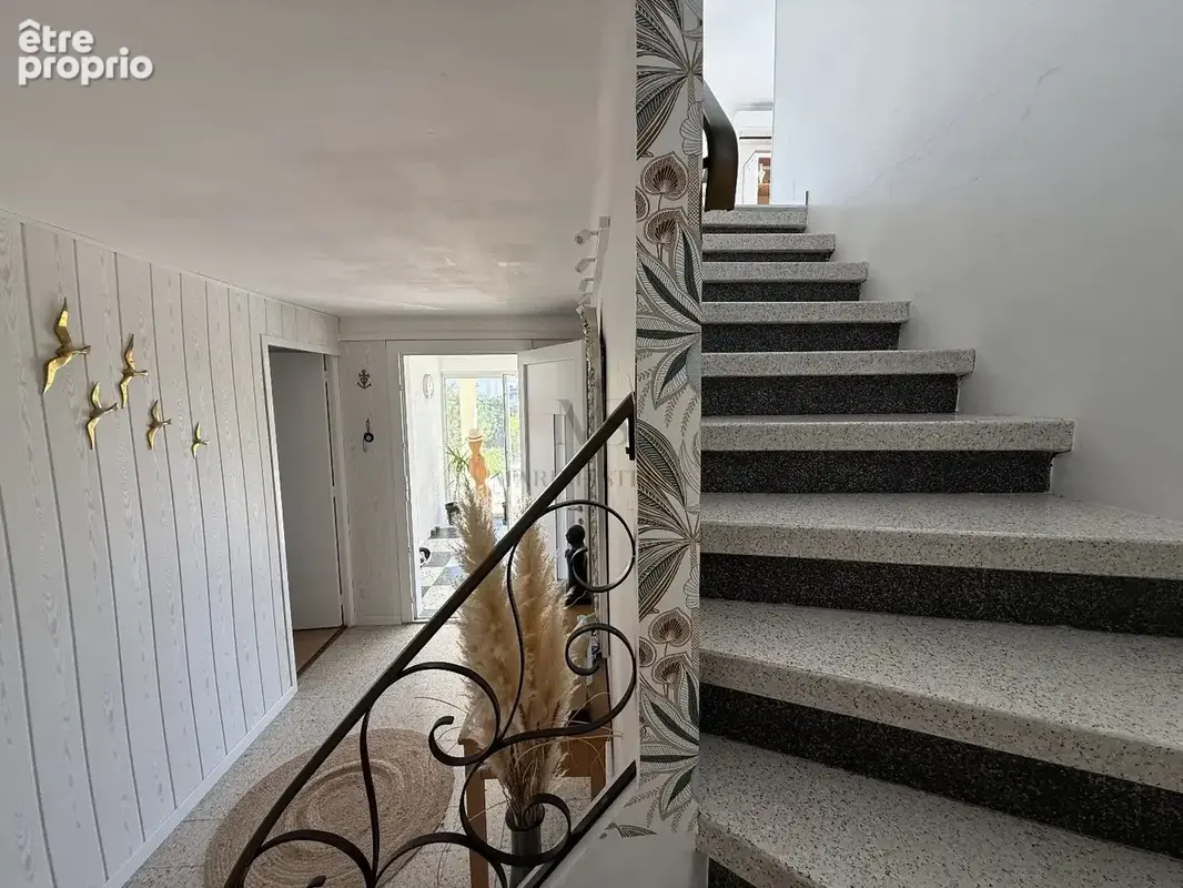 Maison familiale avec piscine à Béziers dans un secteur recherché des Arènes - photo 15