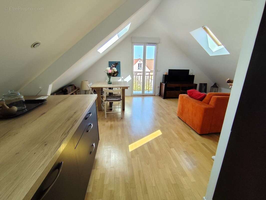 Appartement à MAISONS-ALFORT