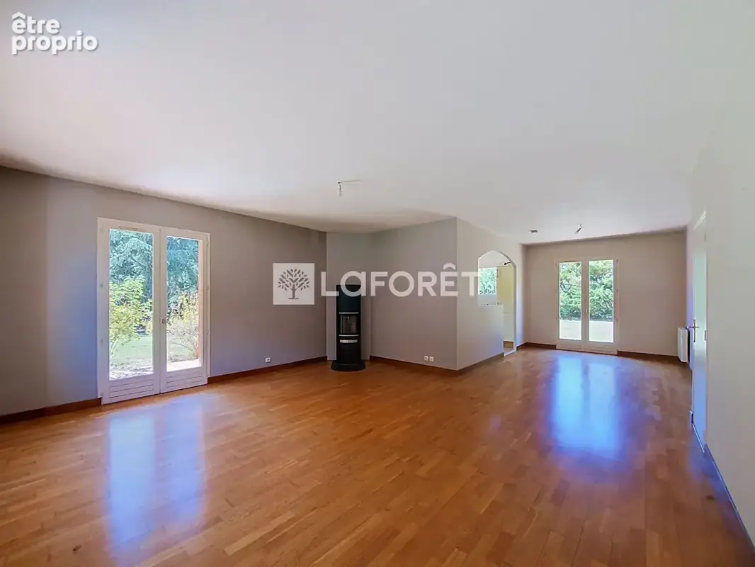 Montjoire, maison de type 5 sur une parcelle de 3373 m² environ ! - photo 6