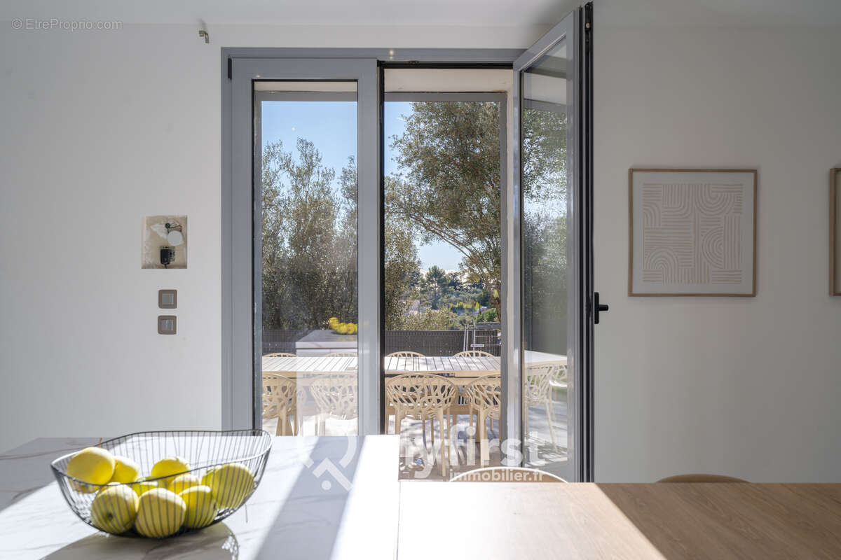 Maison à LA VALETTE-DU-VAR