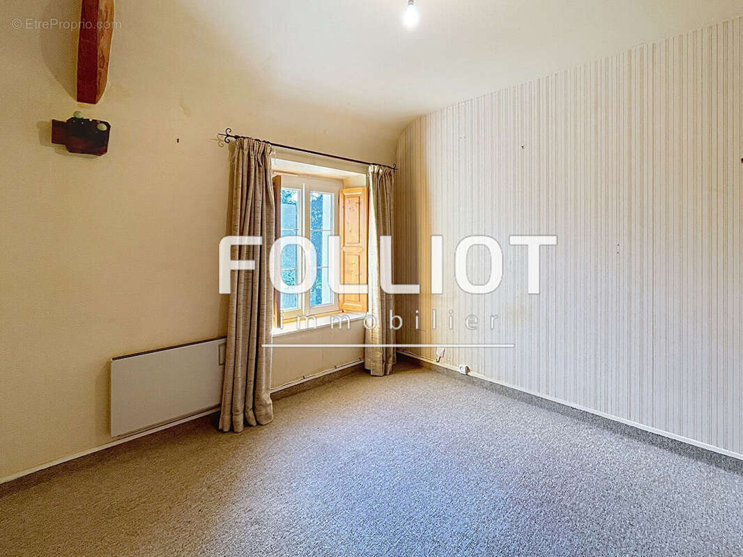 Maison à SAINT-GEORGES-MONTCOCQ